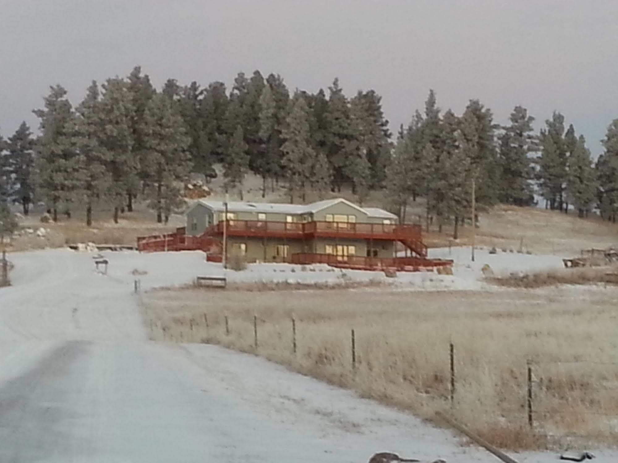 Sawin' Logs Inn Devils Tower Eksteriør billede